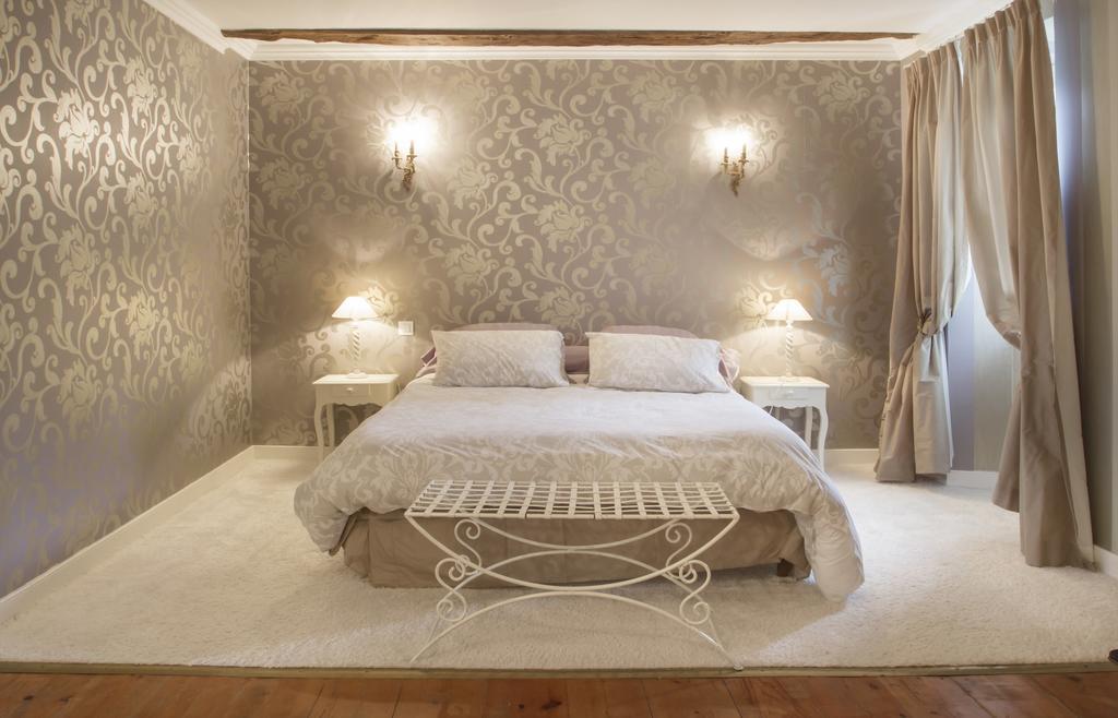 Chateau De Puyrigaud Bed & Breakfast Léoville Екстериор снимка